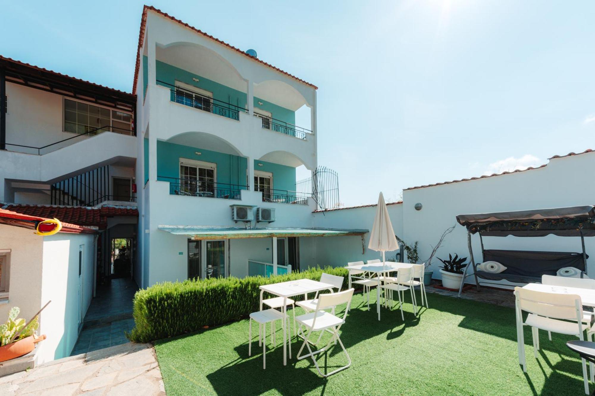 Hotel apartamentowy Blue Bay 2*